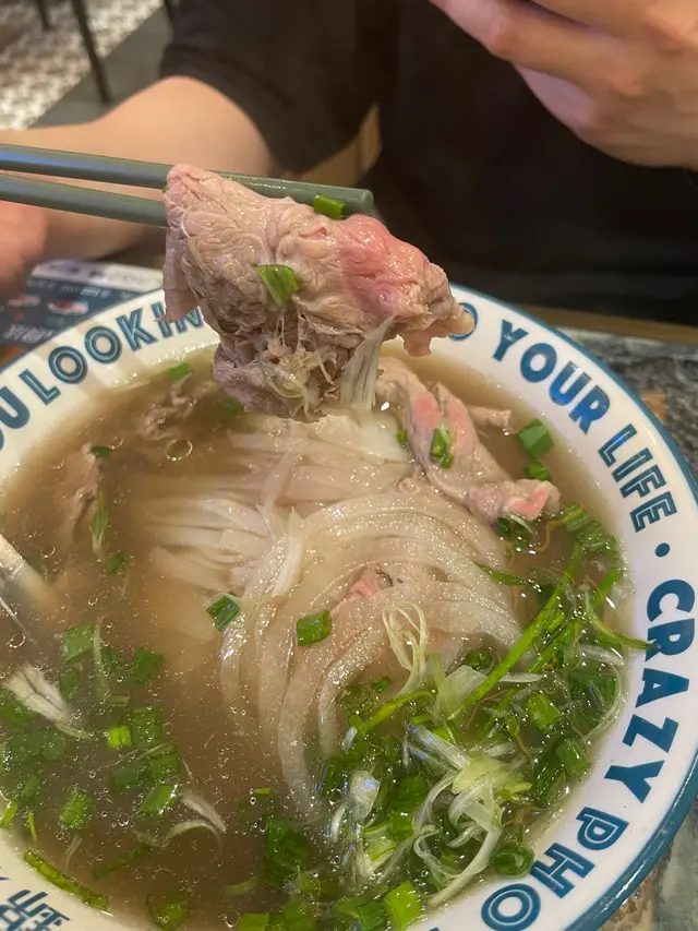 生牛肉湯河