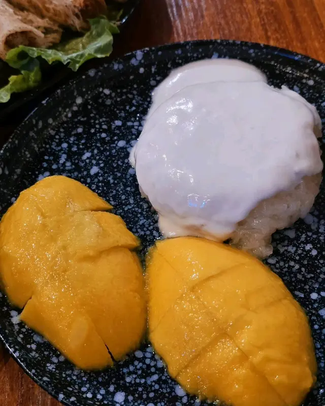 椰汁芒果糯米飯