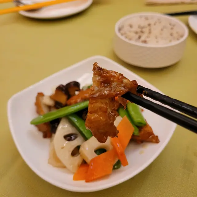 荷塘月色花錦繡