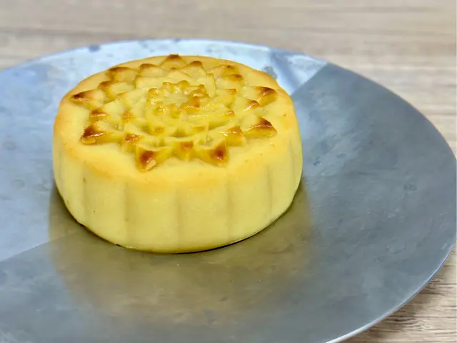 鳳梨奶黃月餅