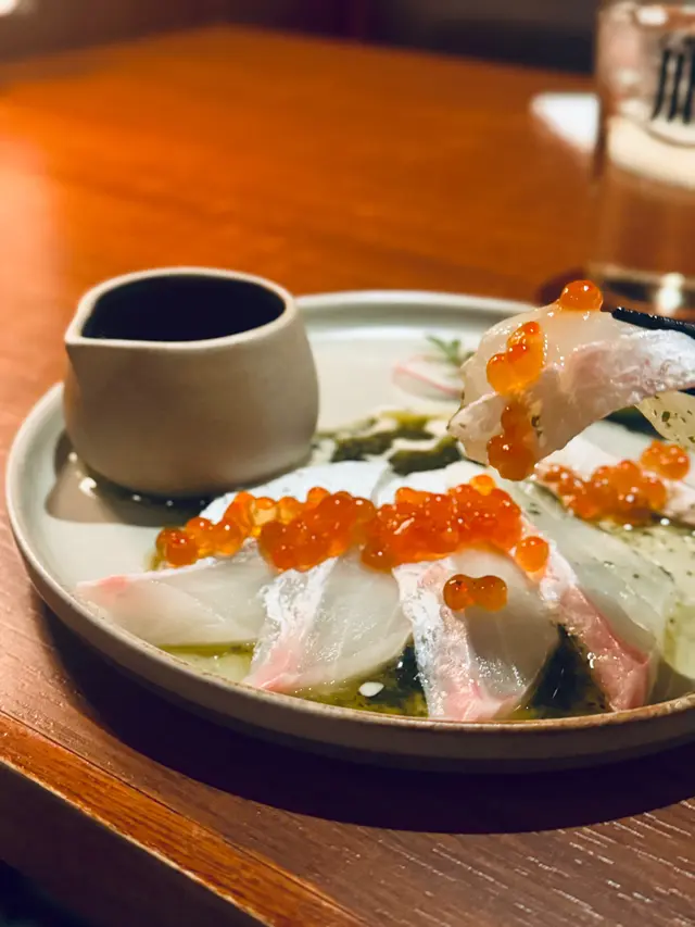 真鯛魚薄切配大葉柚子酢 