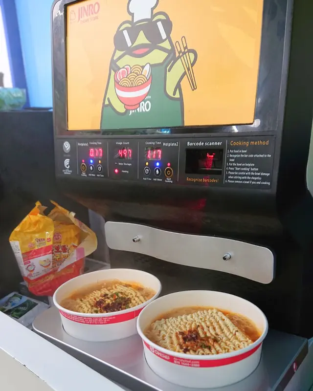 不倒翁芝士拉麵