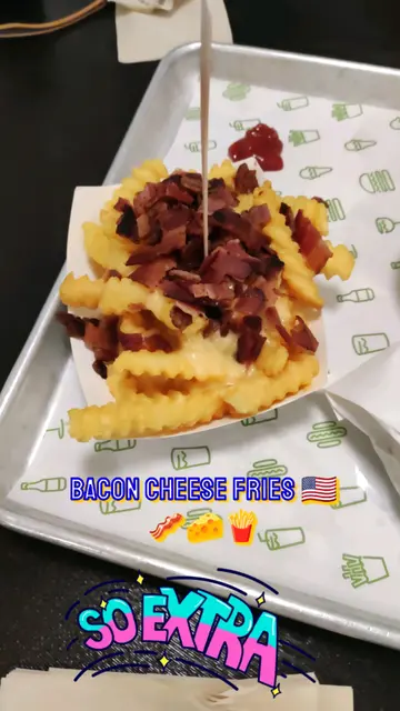 Bacon Cheese Fries 🥓🧀🍟
