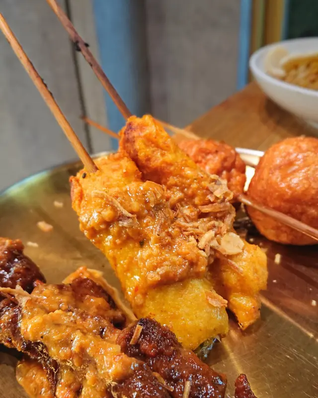 沙爹莉莉串燒(2串)