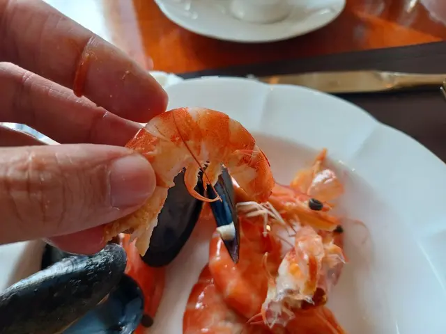 蝦肉及青口甜美。肉質鮮嫩。