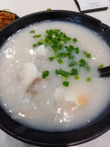 咸蛋瘦肉粥