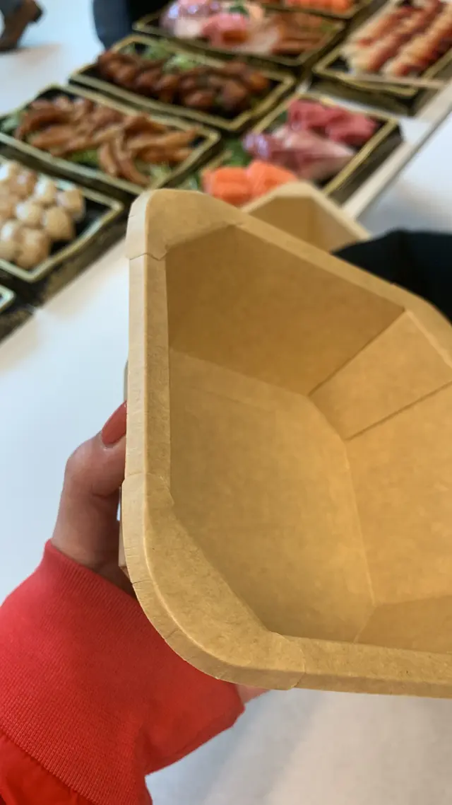 呢個紙碗好好！真係好實淨！