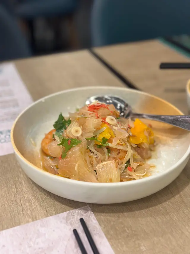 大蝦芒果柚子沙律