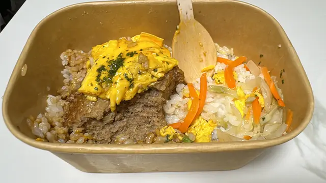 炭燒漢堡蛋蓋飯