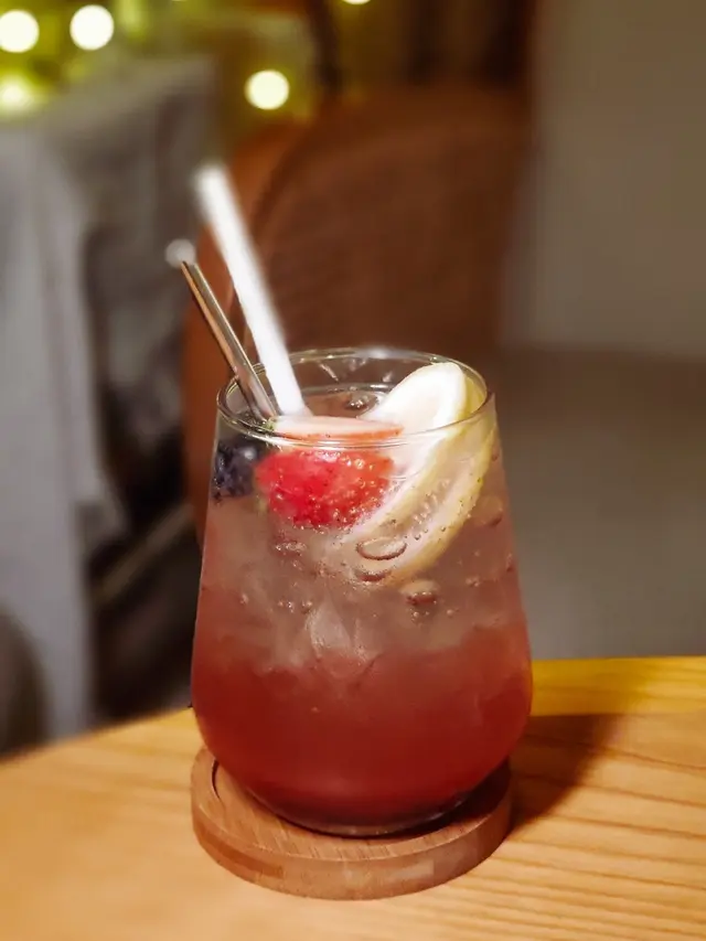 Mixed Berry Lemon Soda
