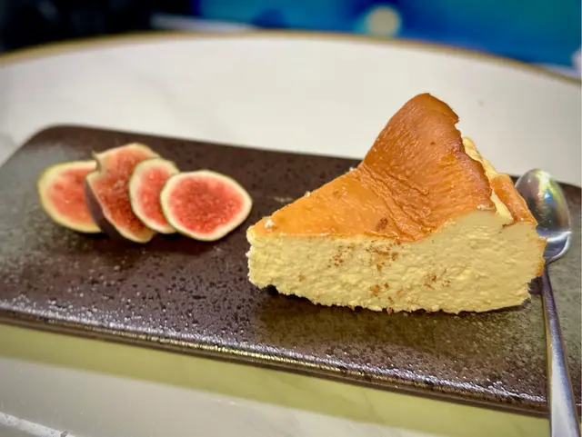 Baked cheesecake