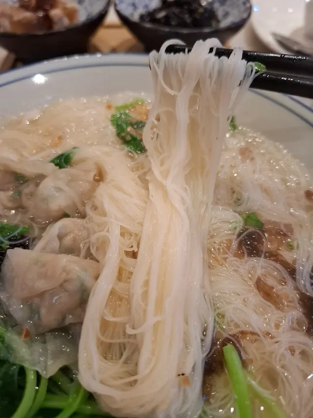 莆田扁肉湯米粉