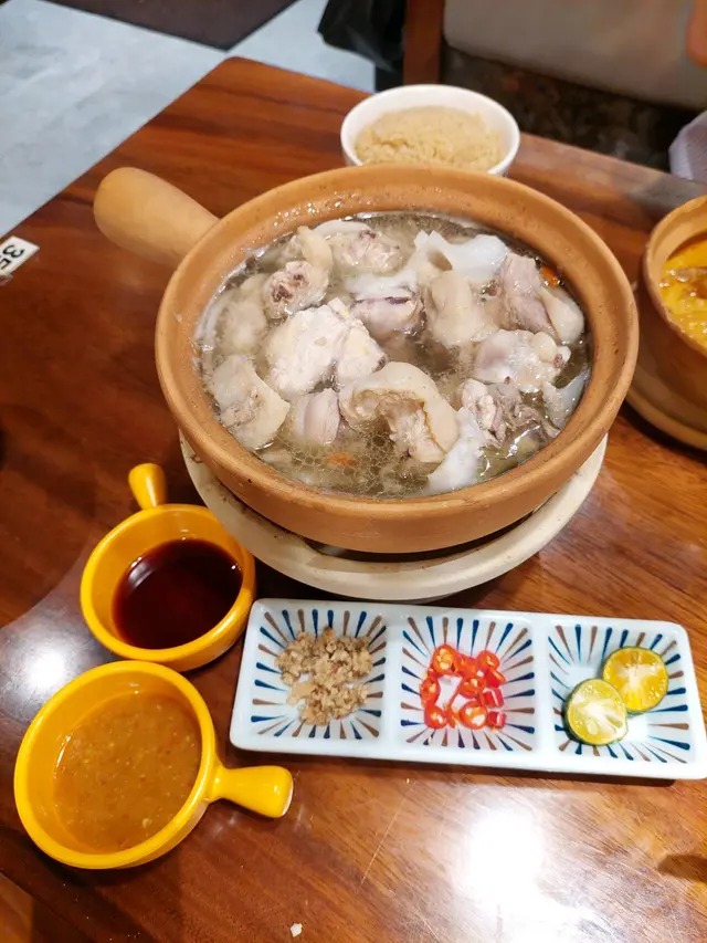 火焰醬香椰子雞鍋