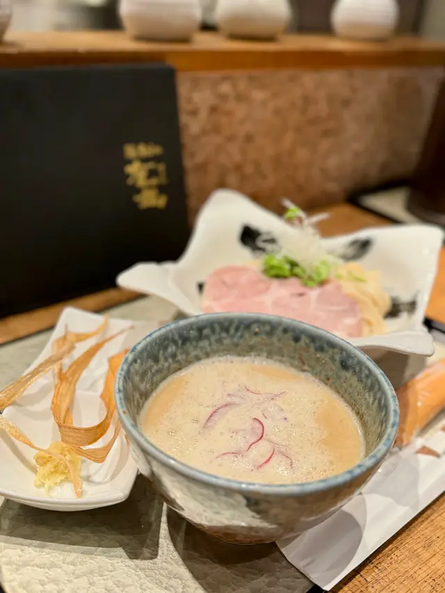 雞沾麵