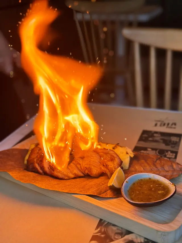 惹火上身鹹檸豬頸肉