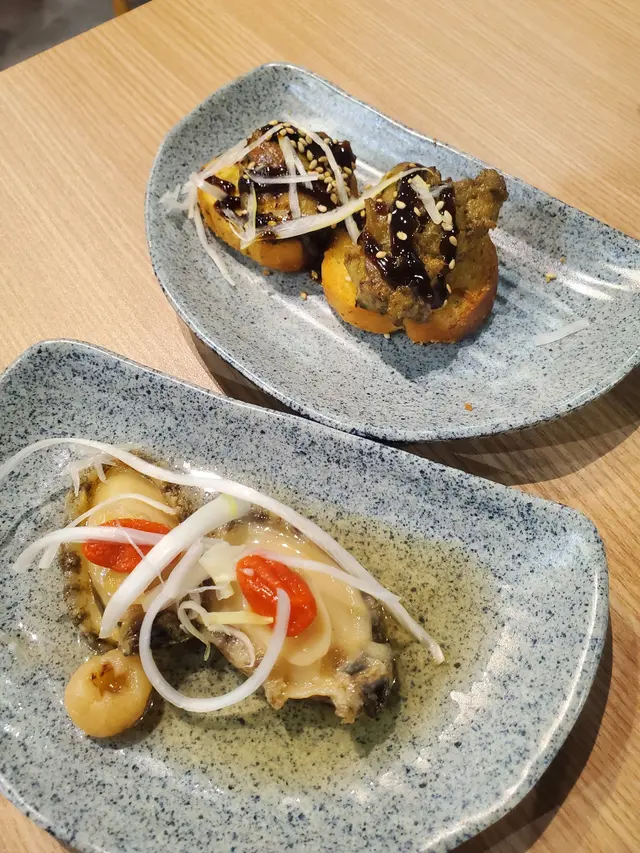 5星係比鵝肝多士, 夠厚,係個醬偏甜, 會遮左D鵝肝味, 唔LIKE可以撥走D醬