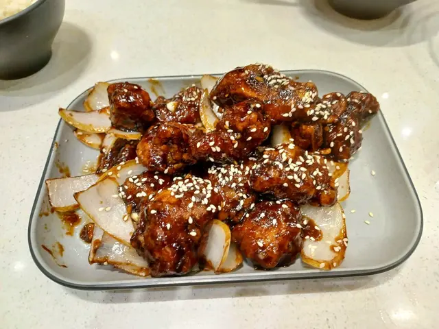 芝麻黑糖醋骨