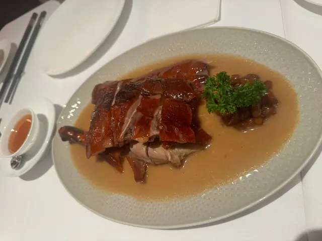 鏞記正宗燒鵝髀