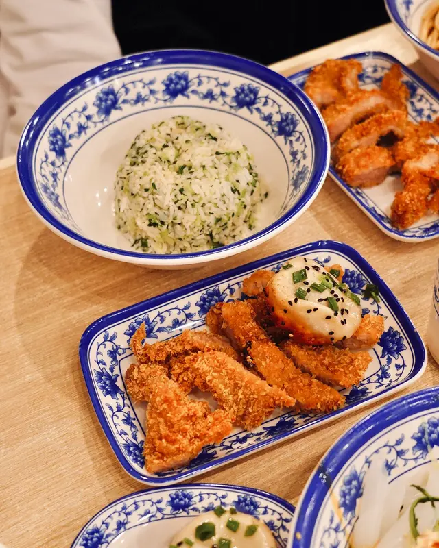 招牌上海排骨菜飯