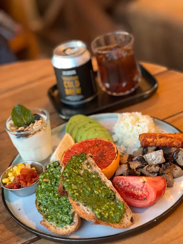 The Plant-Based Breakfast