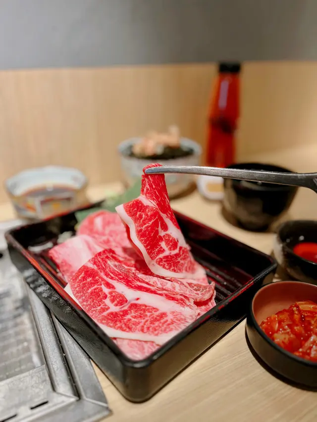 燒肉壽喜燒配日本A4和牛