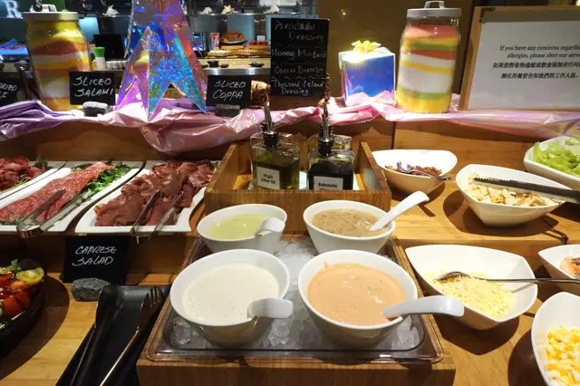 冷盤、沙律、芝士盤、麵包籃