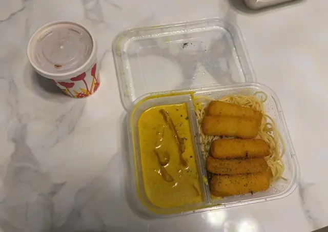 咖喱魚柳餐