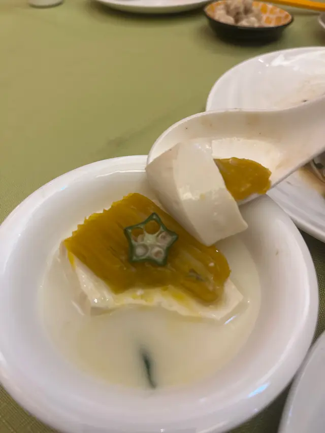 杏汁海膽豆腐