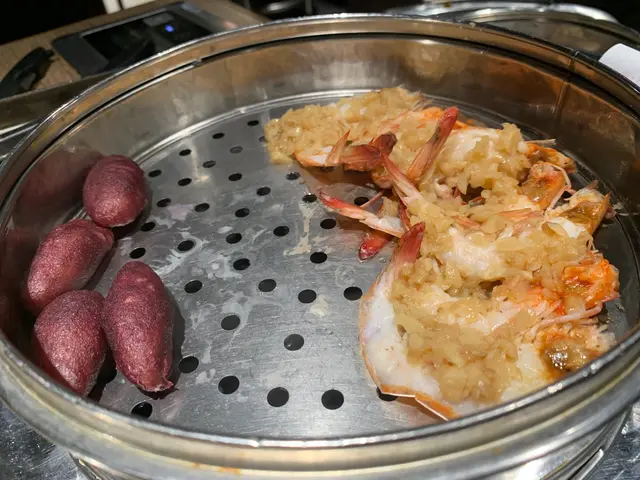 味道可以，但係隻蝦細得好可憐好寒酸，￼大約無名指嘅size，仲要開邊 