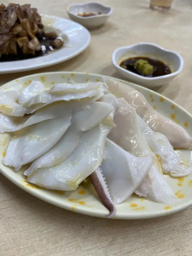 冰鎮芥辣墨魚片