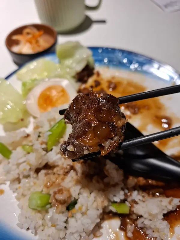 黑糖黑醋豬軟骨肉燥飯