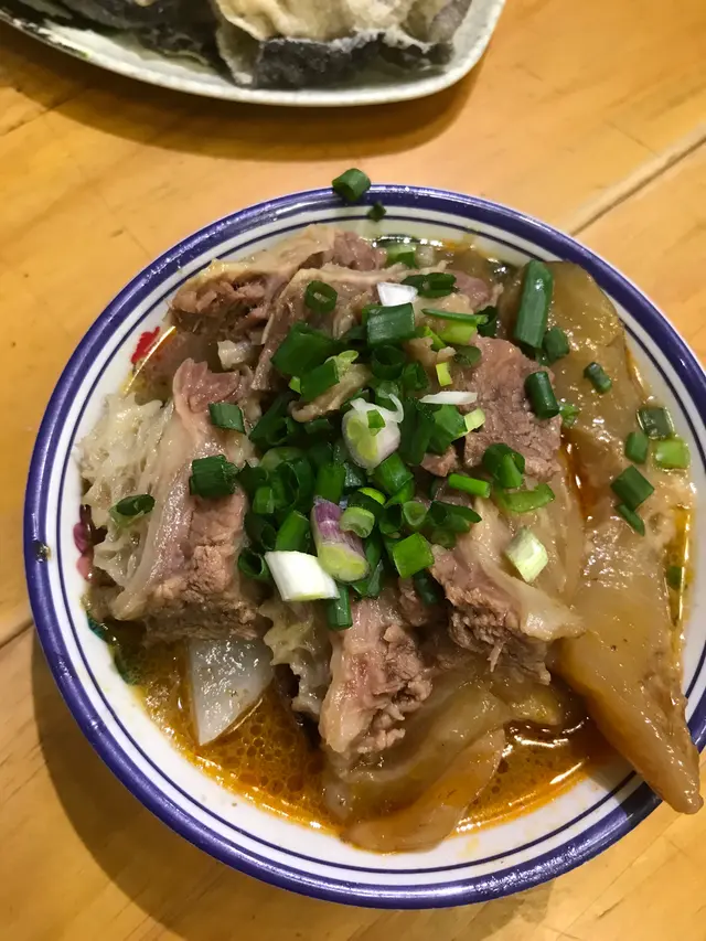 配飯，油菜/墨魚餅，飲品