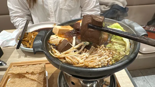 台灣直送嘅麻辣鴨血好入味,口感軟嫩細滑。☺️