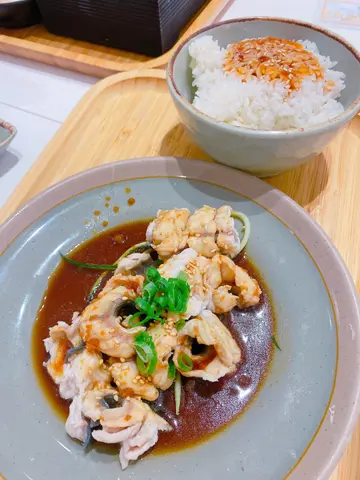 白灼秘制葱油汁鲜白鳝片饭
