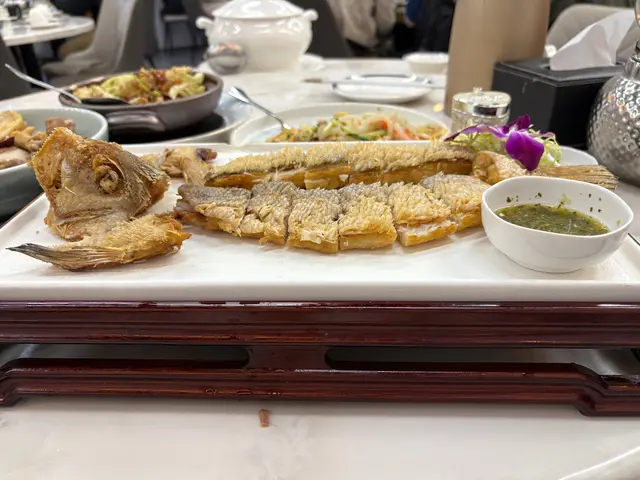 立鱗燒金馬頭
