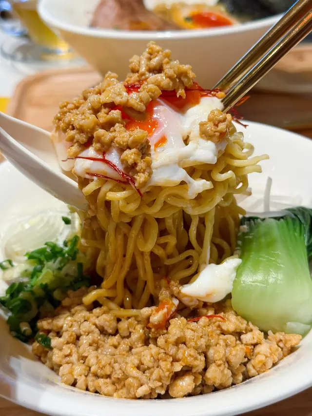 擔擔冷麵