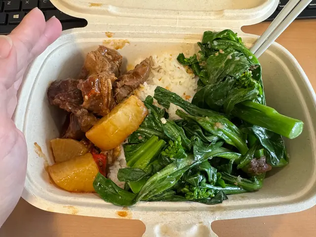 77元一盒兩餸飯，份量少得太可憐. 非常失望！
#份量太少  #差評 