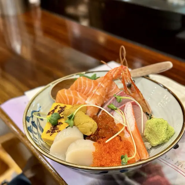 德美海膽魚生丼🍱