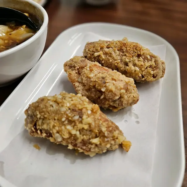蒜香牛油雞翼