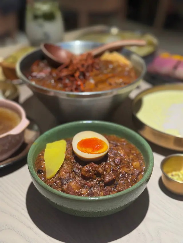 松露魯肉飯