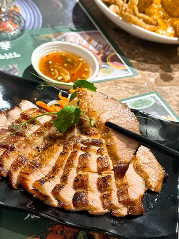 燒泰式豬頸肉