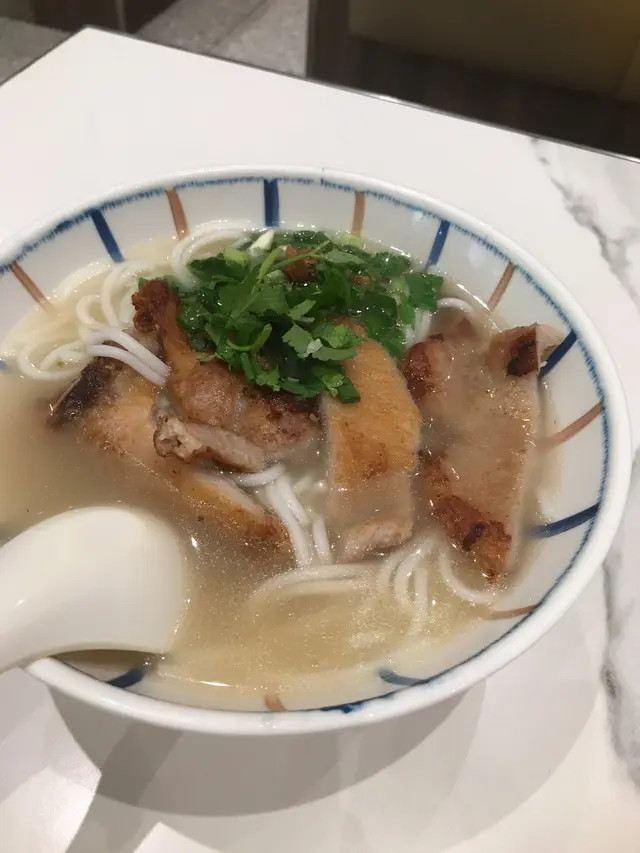 香茅豬扒米線