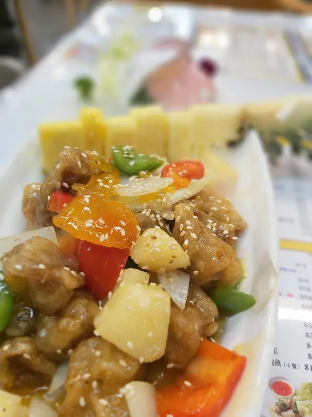 鮮菠蘿柚子咕嚕肉