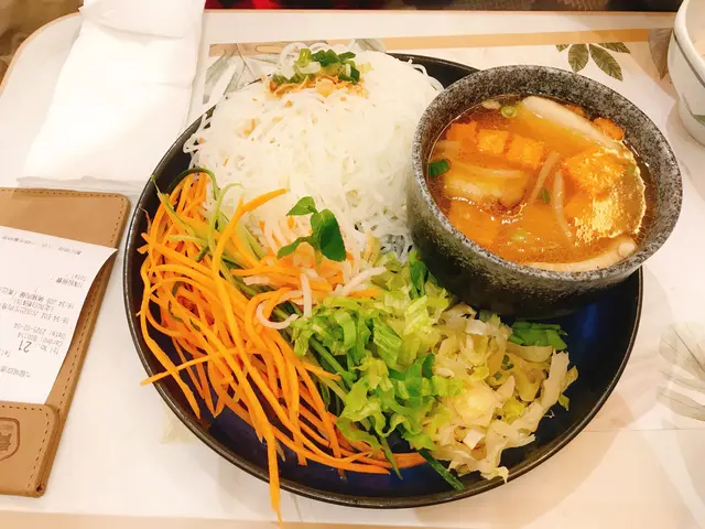 J06烤豬肉檬（奧巴馬粉）