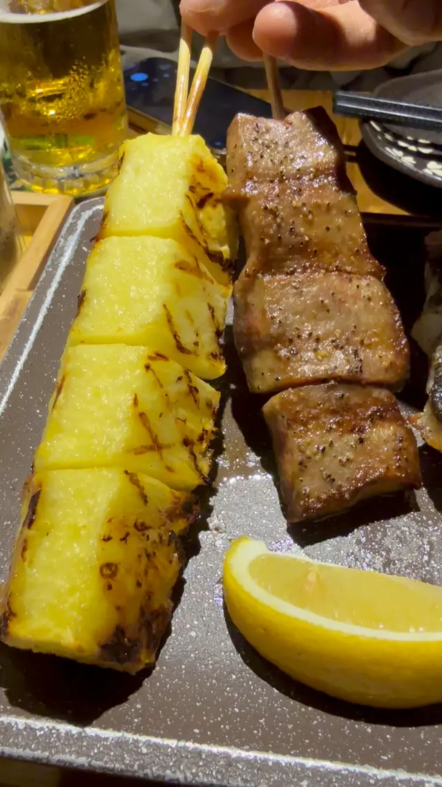 厚切鹽燒牛舌拖羅+ 蜜糖燒菠蘿