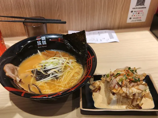 招牌叉燒拉麵+胡麻豆腐