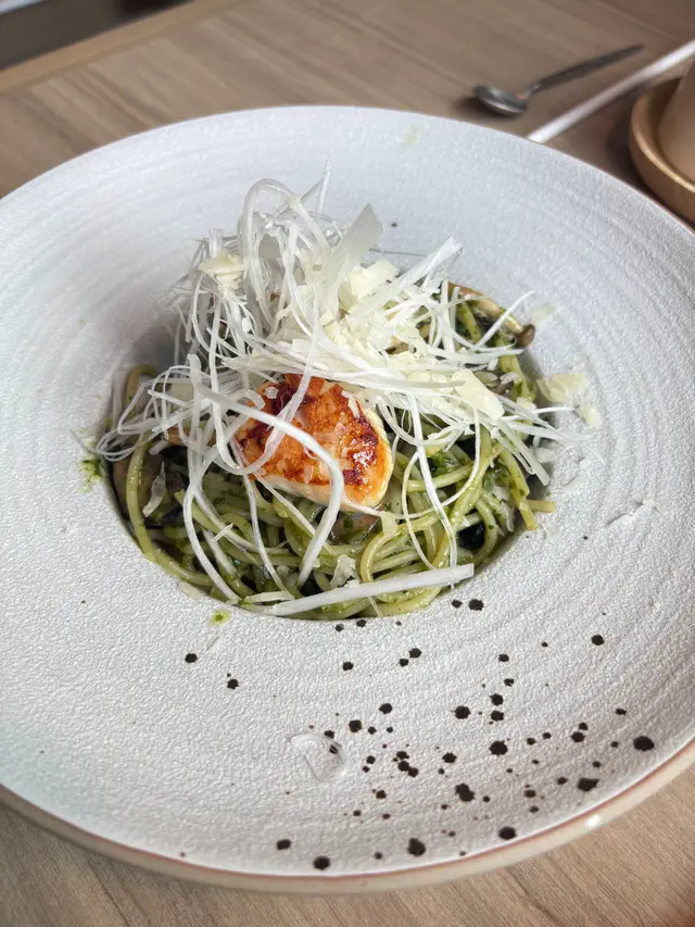 Pesto  Pasta  with  Seared  Hokkaido  Scallops