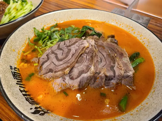 番茄牛肉麵