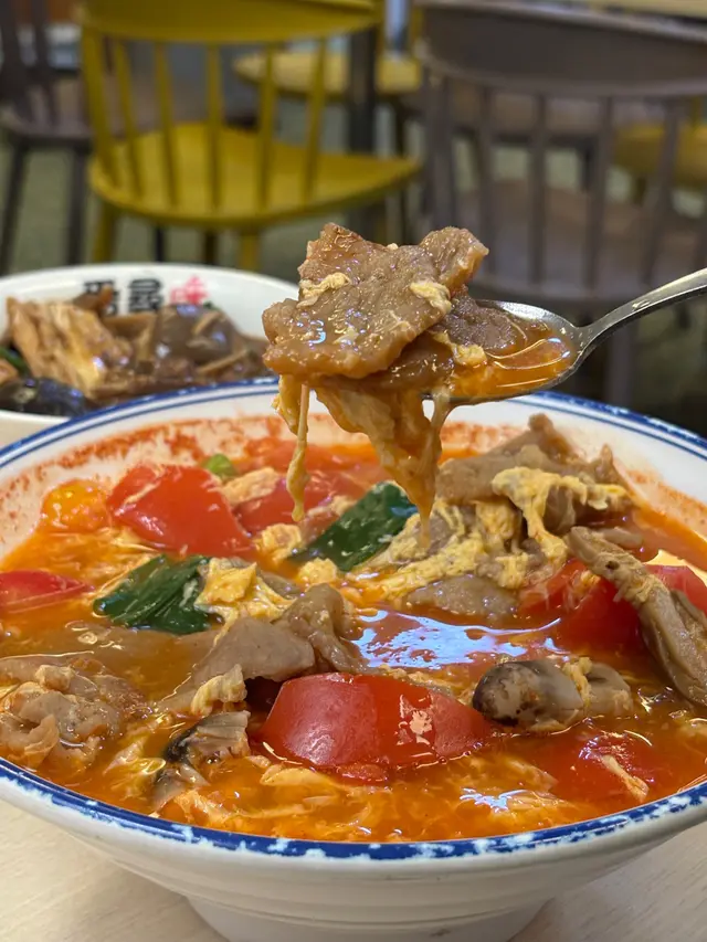 鮮茄蛋花牛肉湯飯