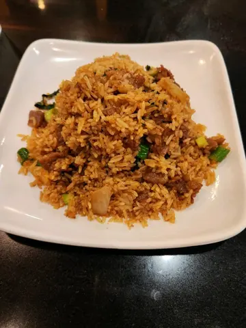 午餐：泰式炒飯 (牛)